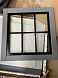 Шкаф для посуды 1113СТЧ стеклянная и глухая двери белый/антик Массив сосны